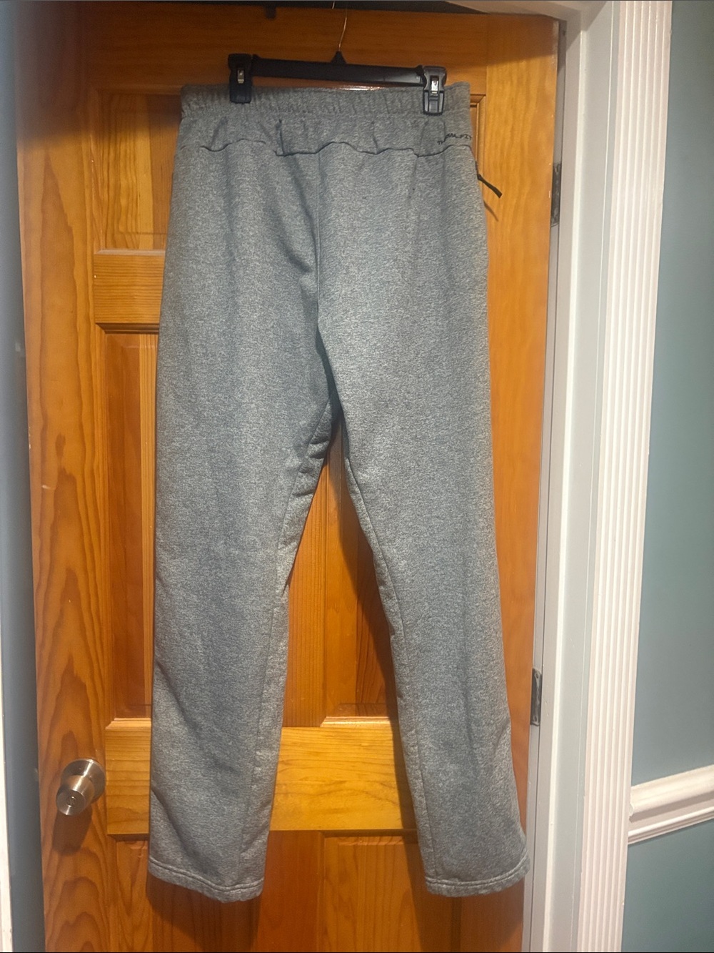 Nike Men’s LT Gray Men's Sweatpants Joggers - Picture 2 of 2